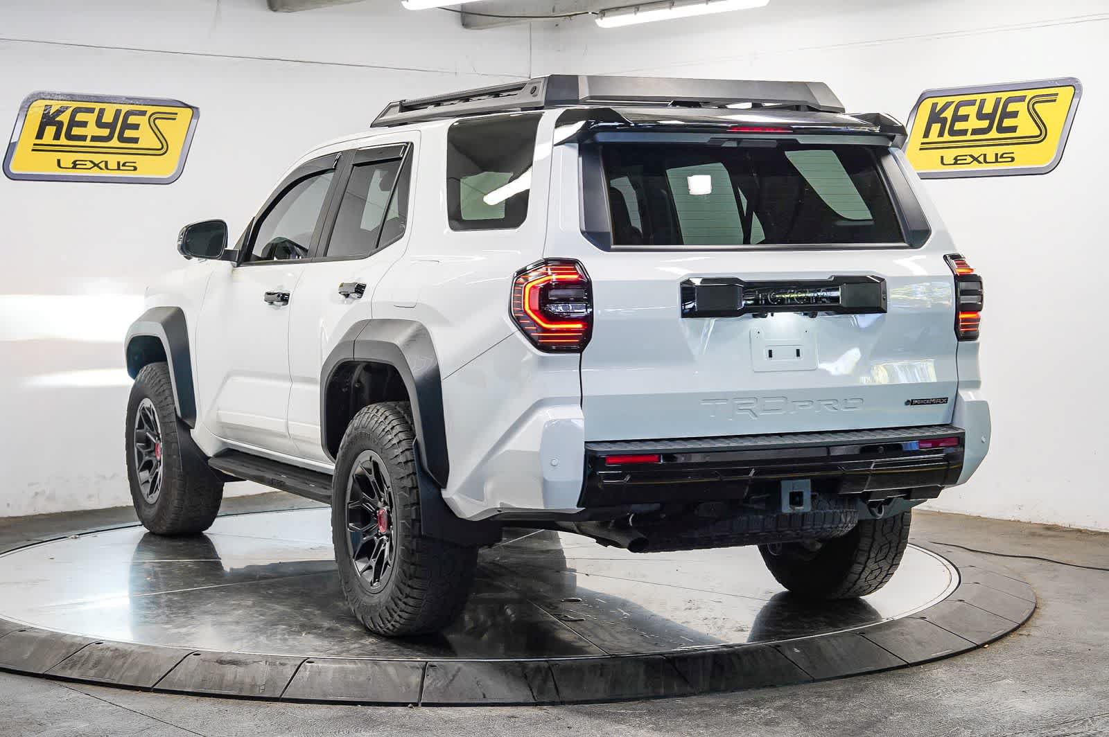 Used 2025 Toyota 4Runner TRD Pro AWD/4WD image 2