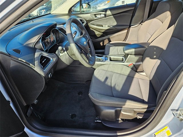 Used 2018 Chevrolet Cruze LS image 11