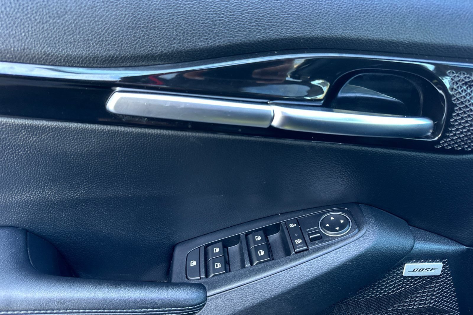 Certified 2022 Kia Seltos SX w/ Sunroof Package AWD/4WD image 14