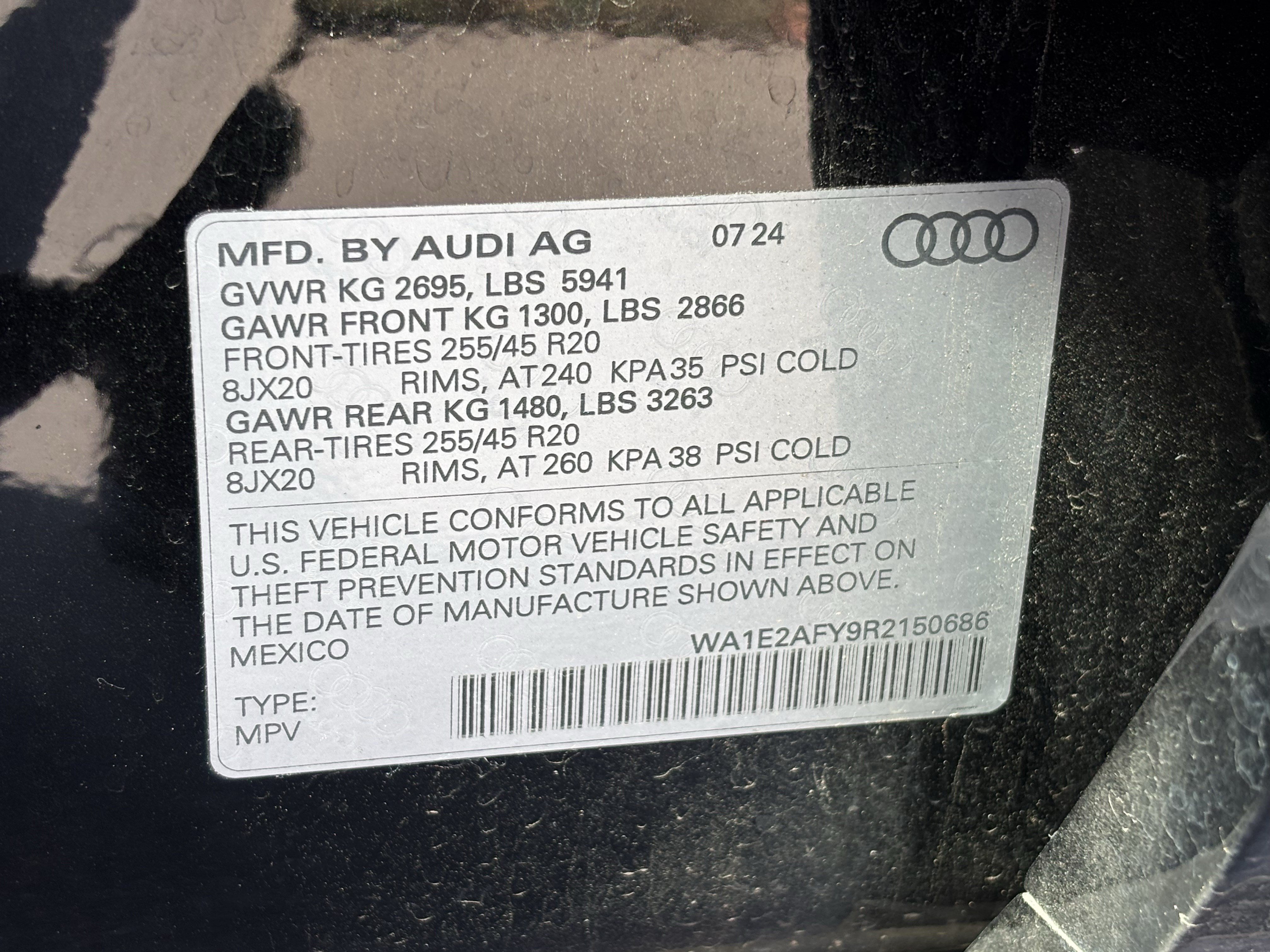 Used 2024 Audi Q5 e Premium Plus w/ Premium Plus Package AWD/4WD image 37