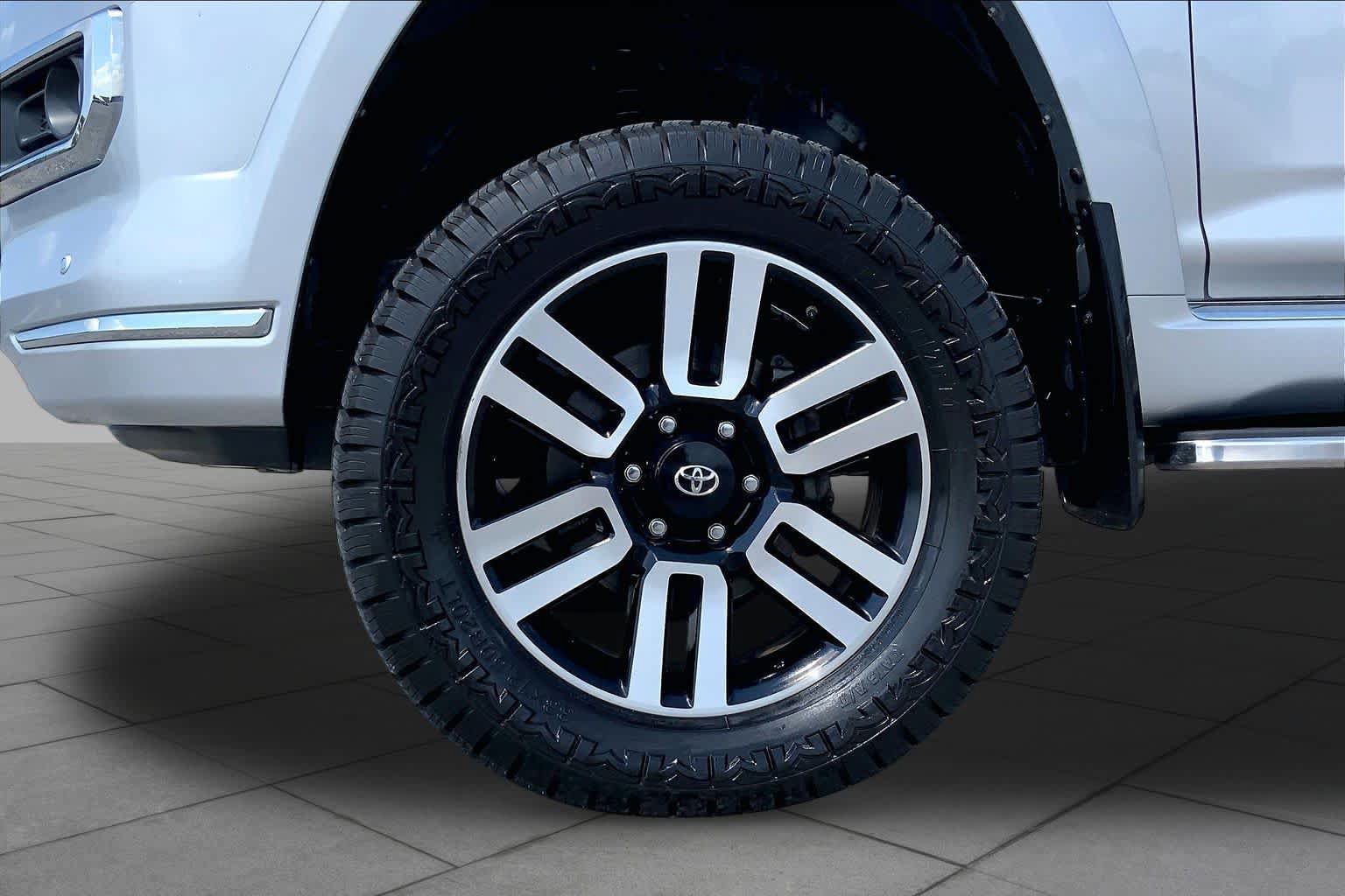 Used 2017 Toyota 4Runner Limited AWD/4WD image 11
