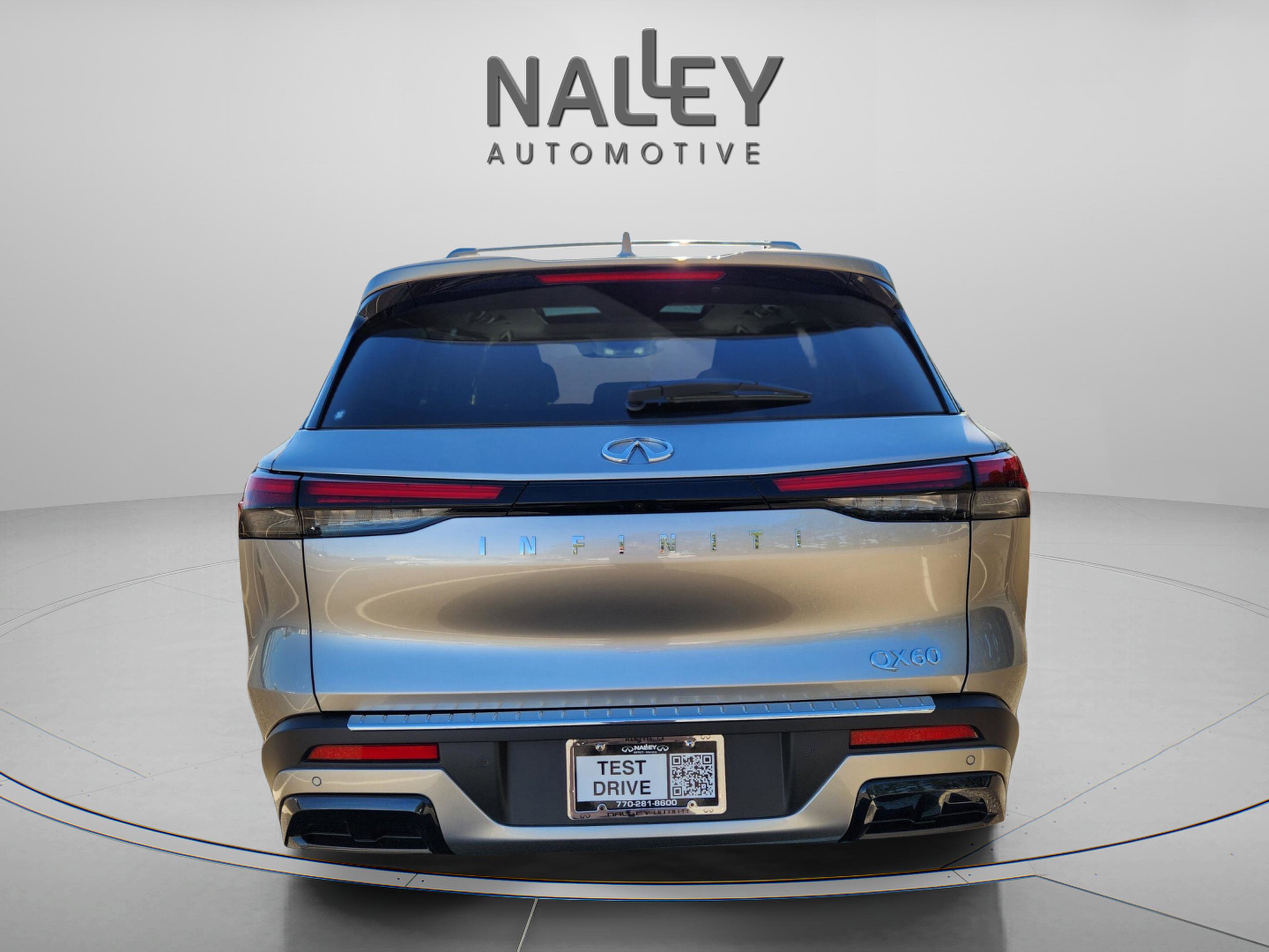 Certified 2025 INFINITI QX60 Luxe w/ Vision Package image 4