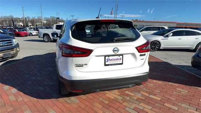 Used 2021 Nissan Rogue Sport S image 8