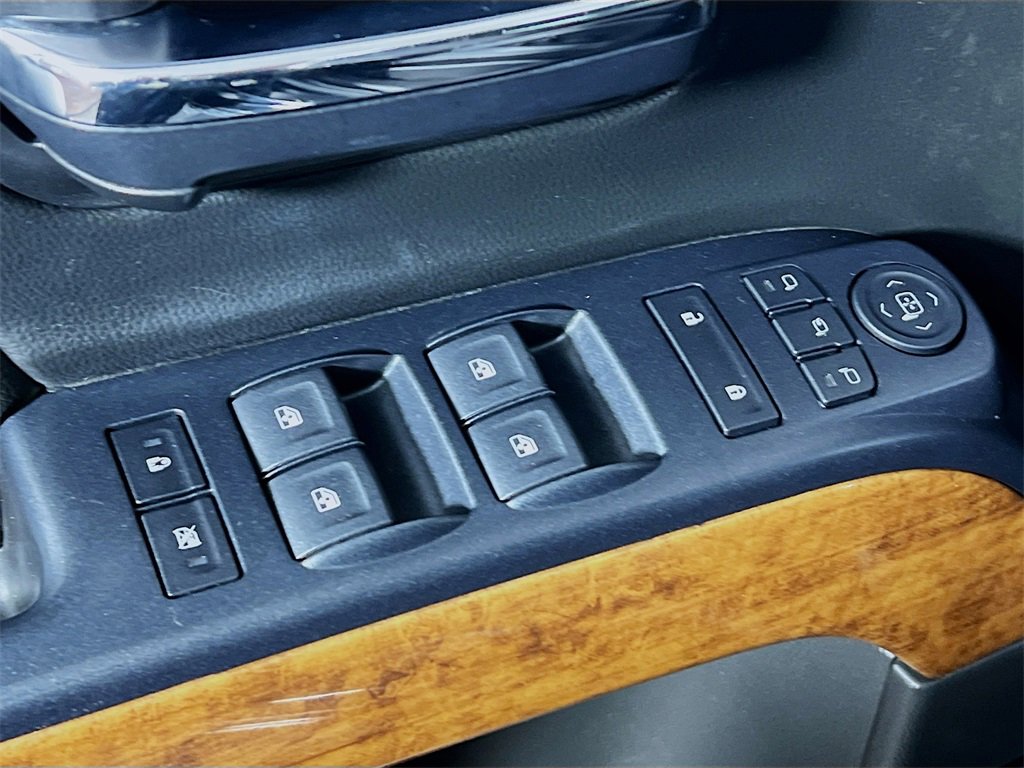 Used 2018 Chevrolet Silverado 1500 High Country image 15