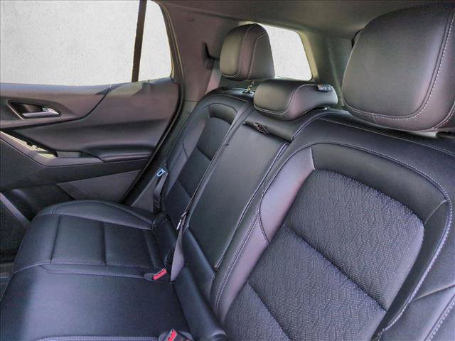 Used 2026 Chevrolet Equinox LT w/ Convenience Package II FWD image 18