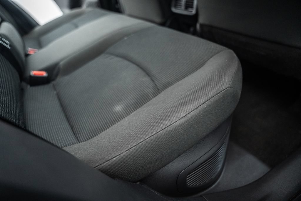 Certified 2025 Toyota RAV4 LE AWD/4WD image 34