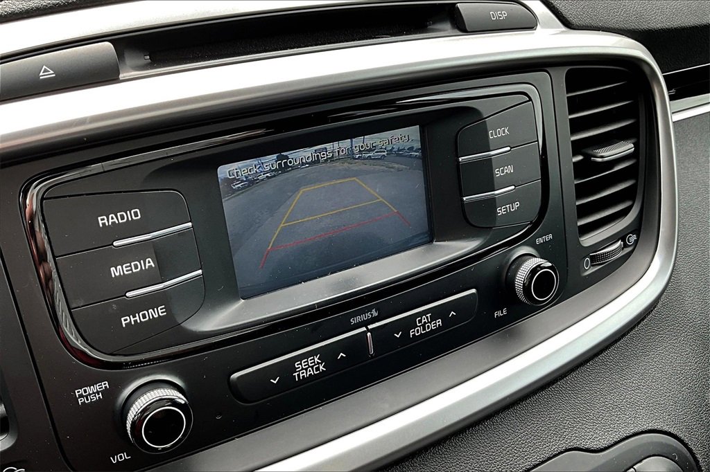 Used 2018 Kia Sorento L image 29