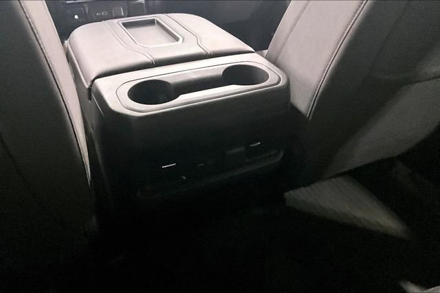 Used 2022 Chevrolet Silverado 1500 LT Trail Boss w/ Convenience Package II image 11