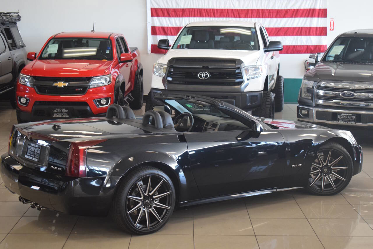 Used 2005 Cadillac XLR Base 2dr Roadster image 60