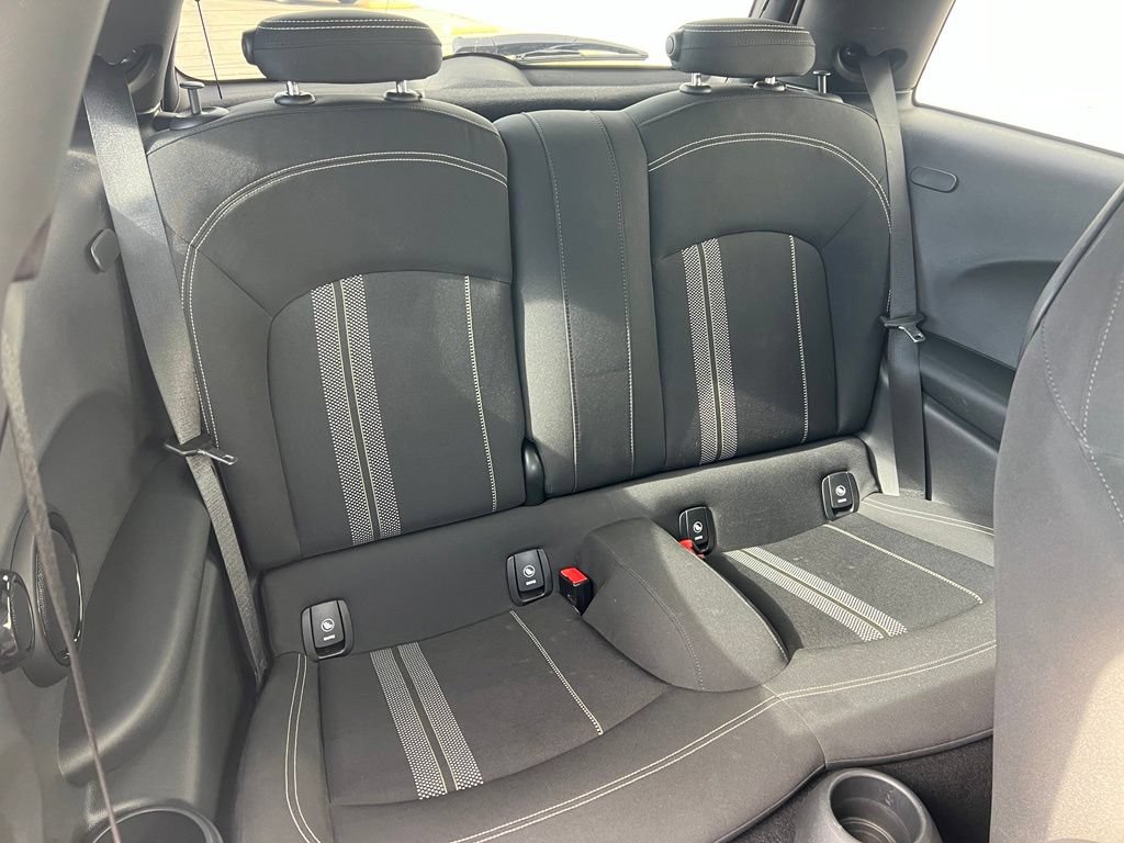 Used 2021 MINI Cooper S w/ 6.5" Touchscreen Package FWD image 22