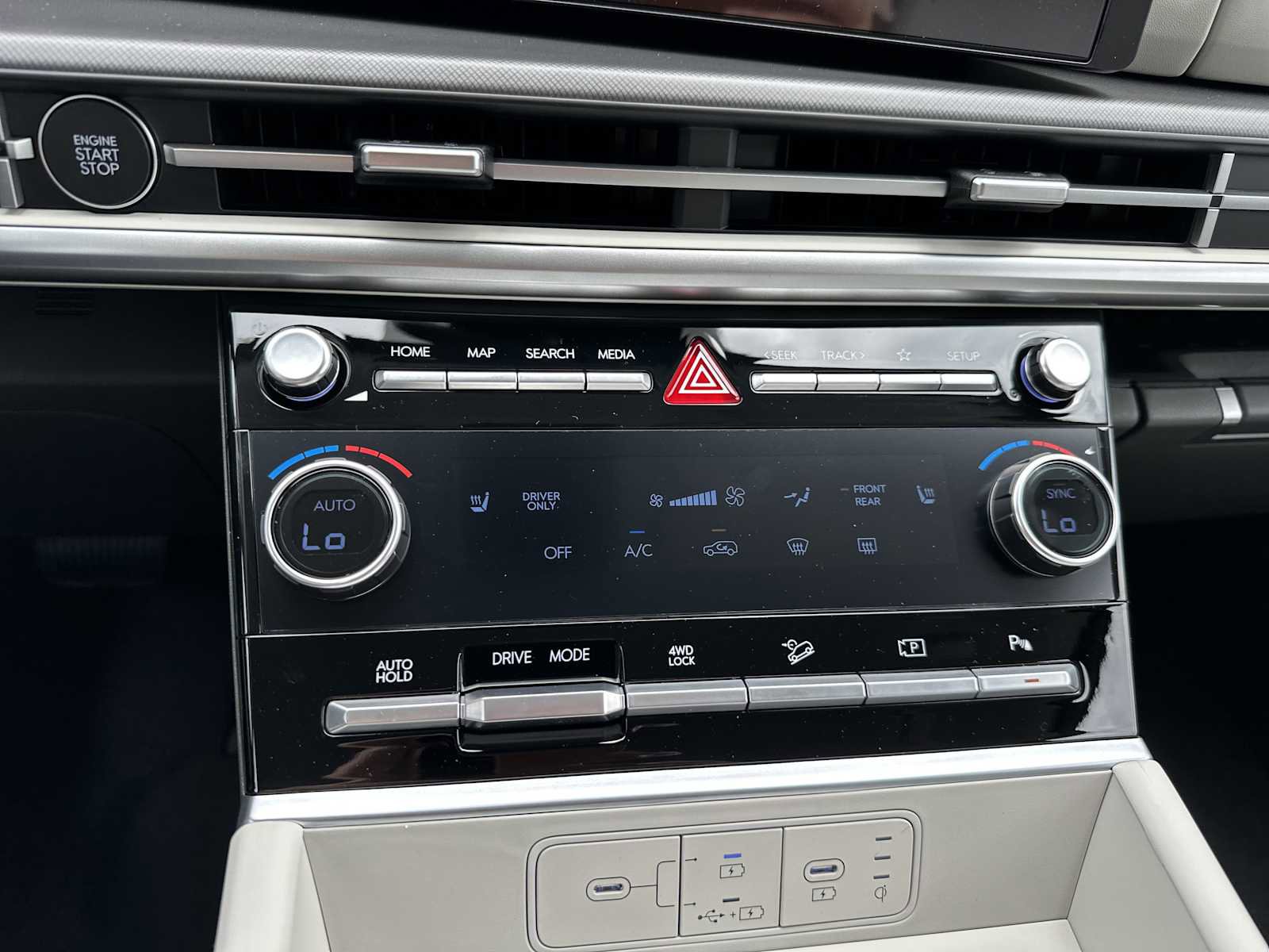 New 2026 Hyundai Santa Fe SEL AWD/4WD image 19