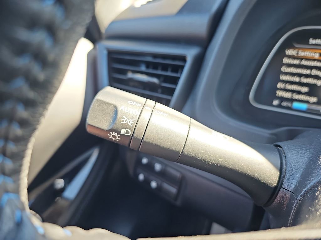 Used 2024 Nissan Leaf SV Plus image 29