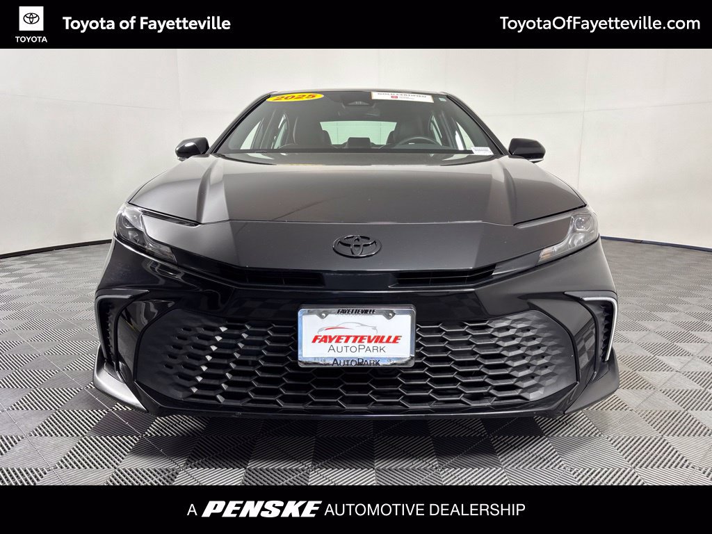 Used 2025 Toyota Camry SE w/ Convenience Package FWD image 20