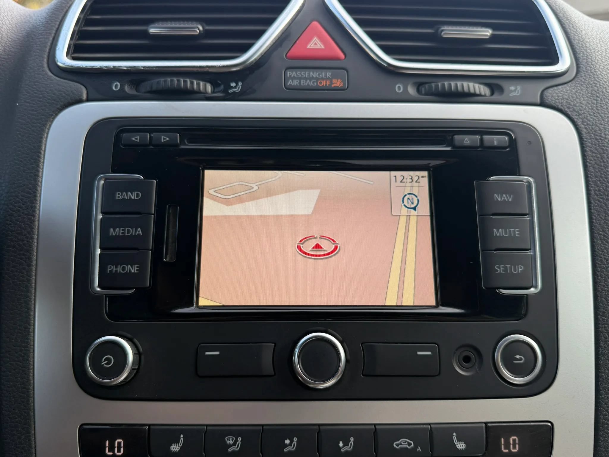 Used 2014 Volkswagen Eos Komfort FWD image 14