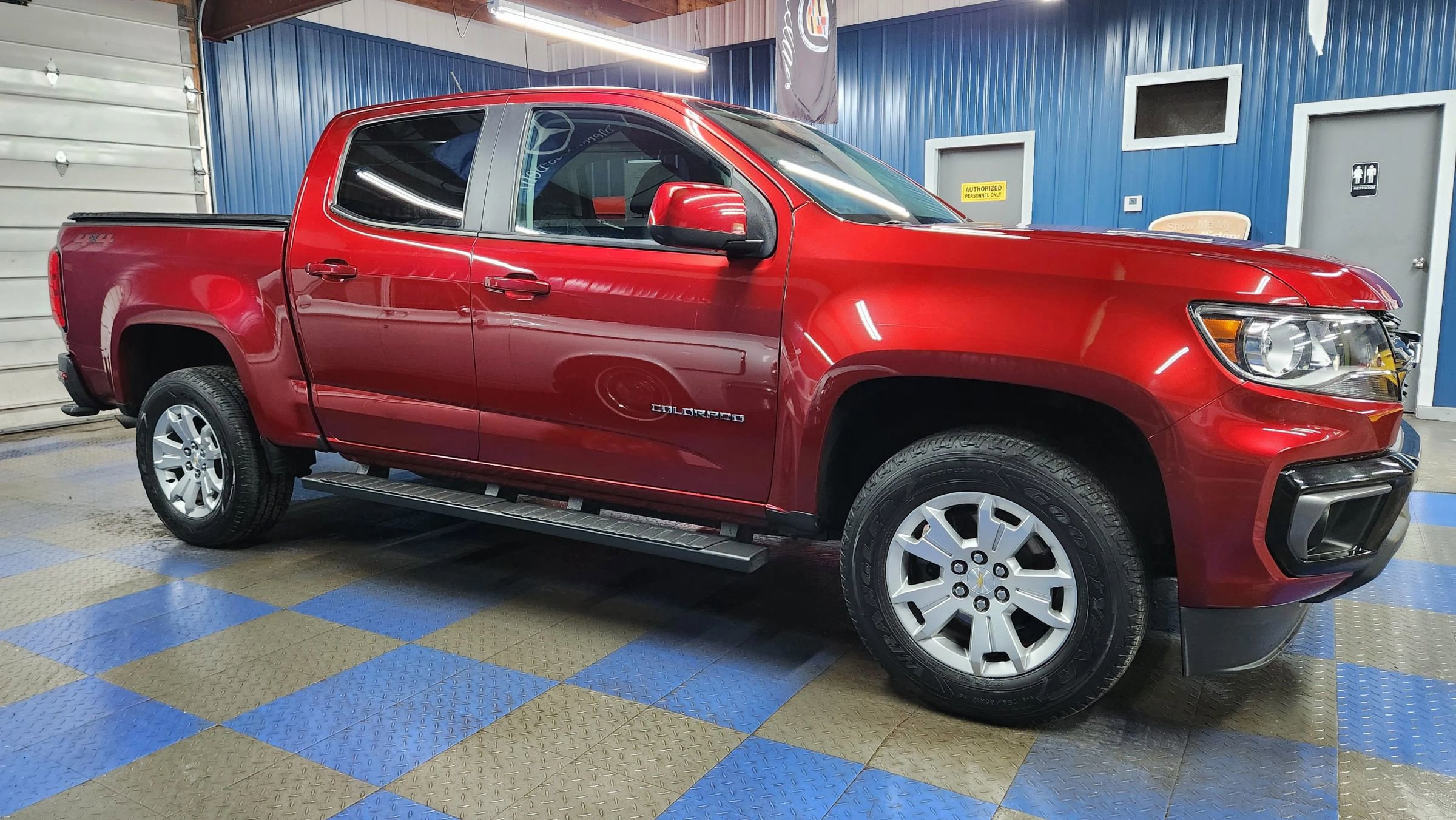 Used 2021 Chevrolet Colorado LT w/ LT Convenience Package image 68