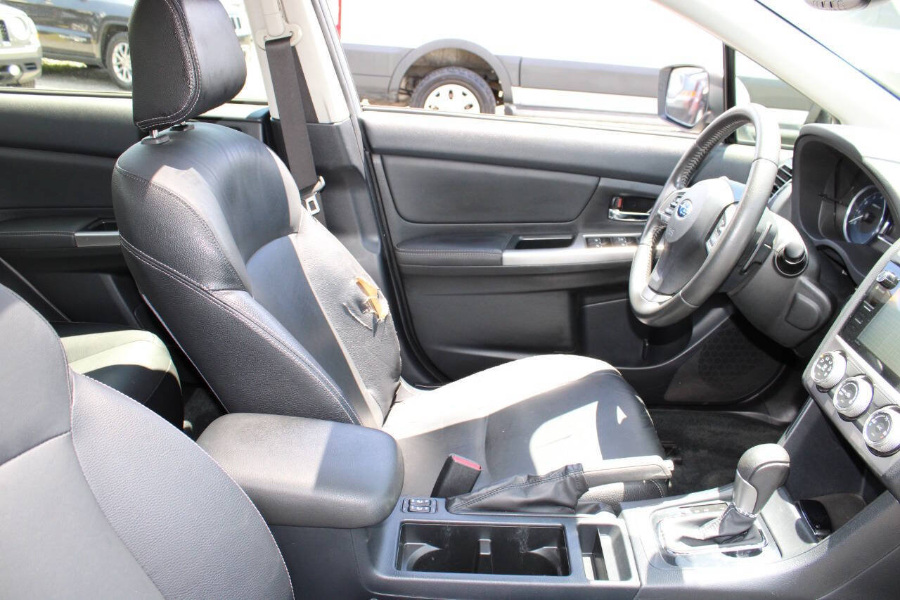 Used 2016 Subaru Impreza 2.0i Limited w/ Popular Package #2 AWD/4WD image 11