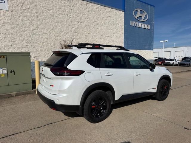 Used 2025 Nissan Rogue SV w/ Rock Creek Premium Package image 3