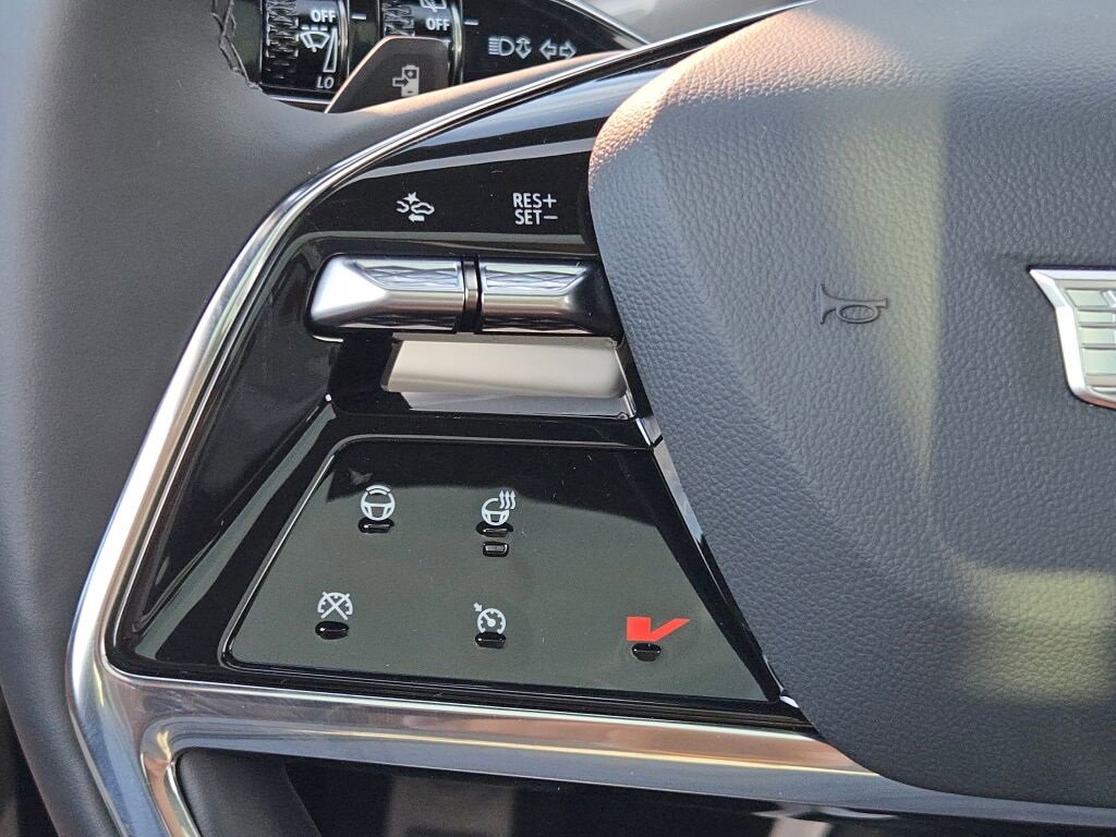 New 2026 Cadillac Vistiq Sport w/ LPO, Floor Liner Package image 36