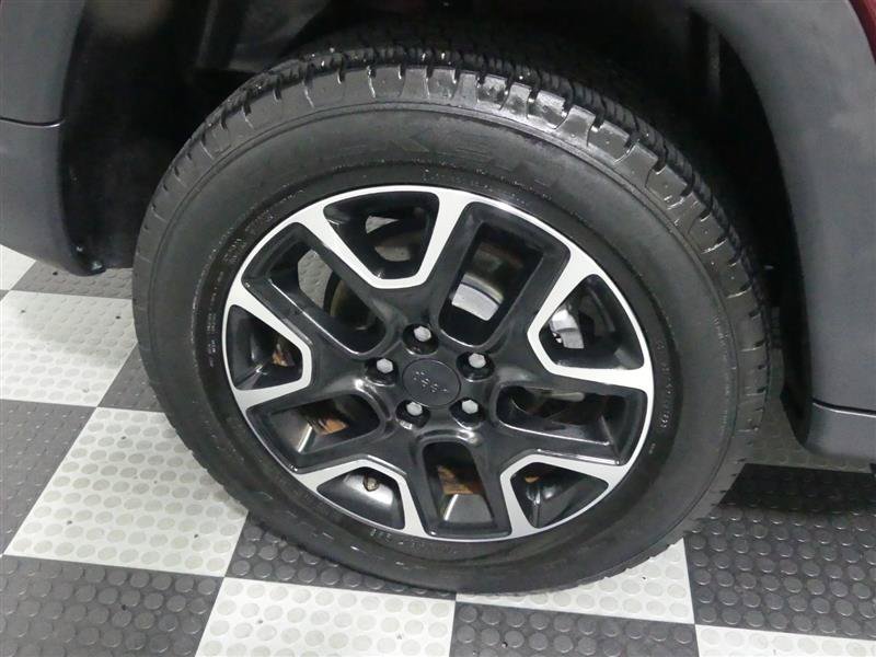 Used 2021 Jeep Compass Trailhawk AWD/4WD image 16