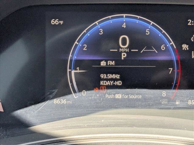 Used 2025 Toyota Grand Highlander AWD image 11