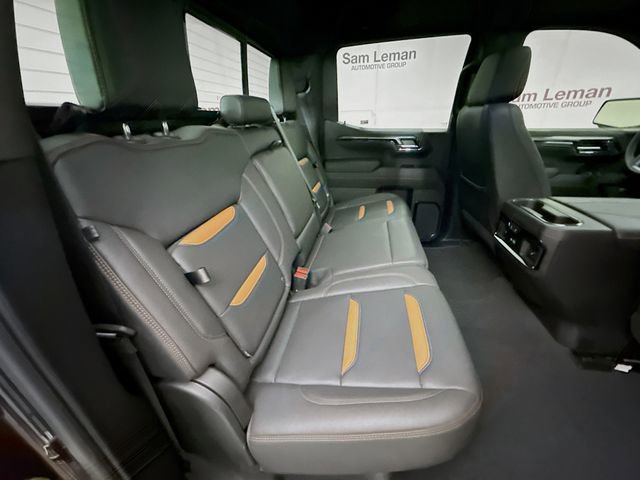 Used 2024 GMC Sierra 1500 AT4 w/ Technology Package image 31