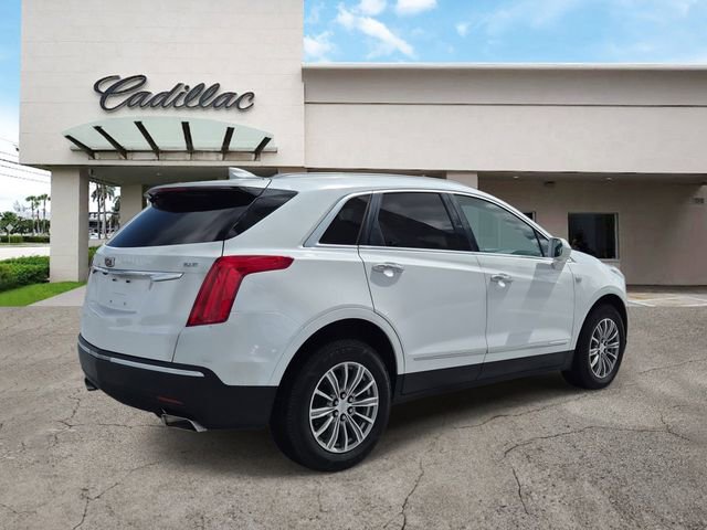 Used 2018 Cadillac XT5 Luxury w/ Driver Awareness Package image 5
