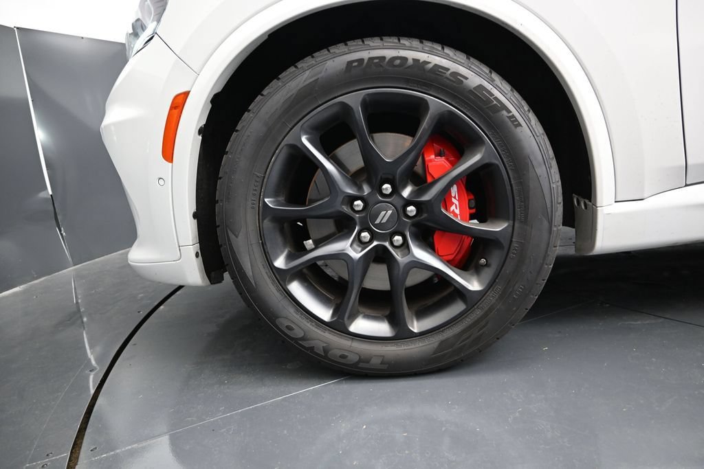 Used 2023 Dodge Durango R/T w/ Tow 'N Go Group AWD/4WD image 16