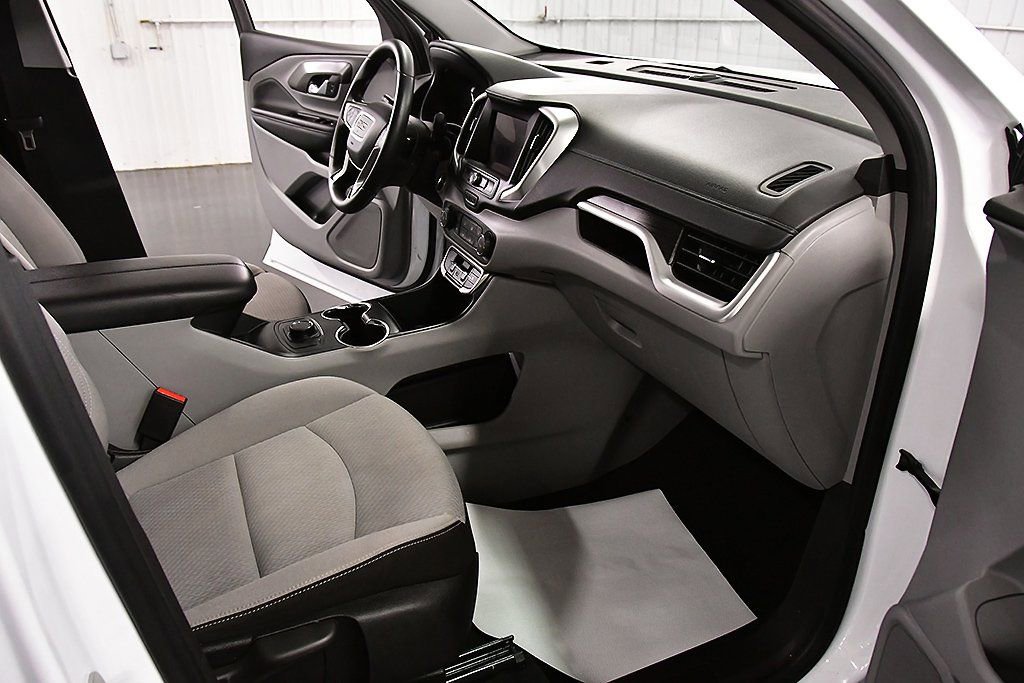 Used 2024 GMC Terrain SLE AWD/4WD image 27
