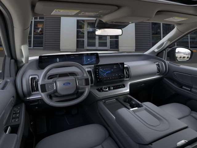 New 2026 Ford Expedition Active RWD image 9