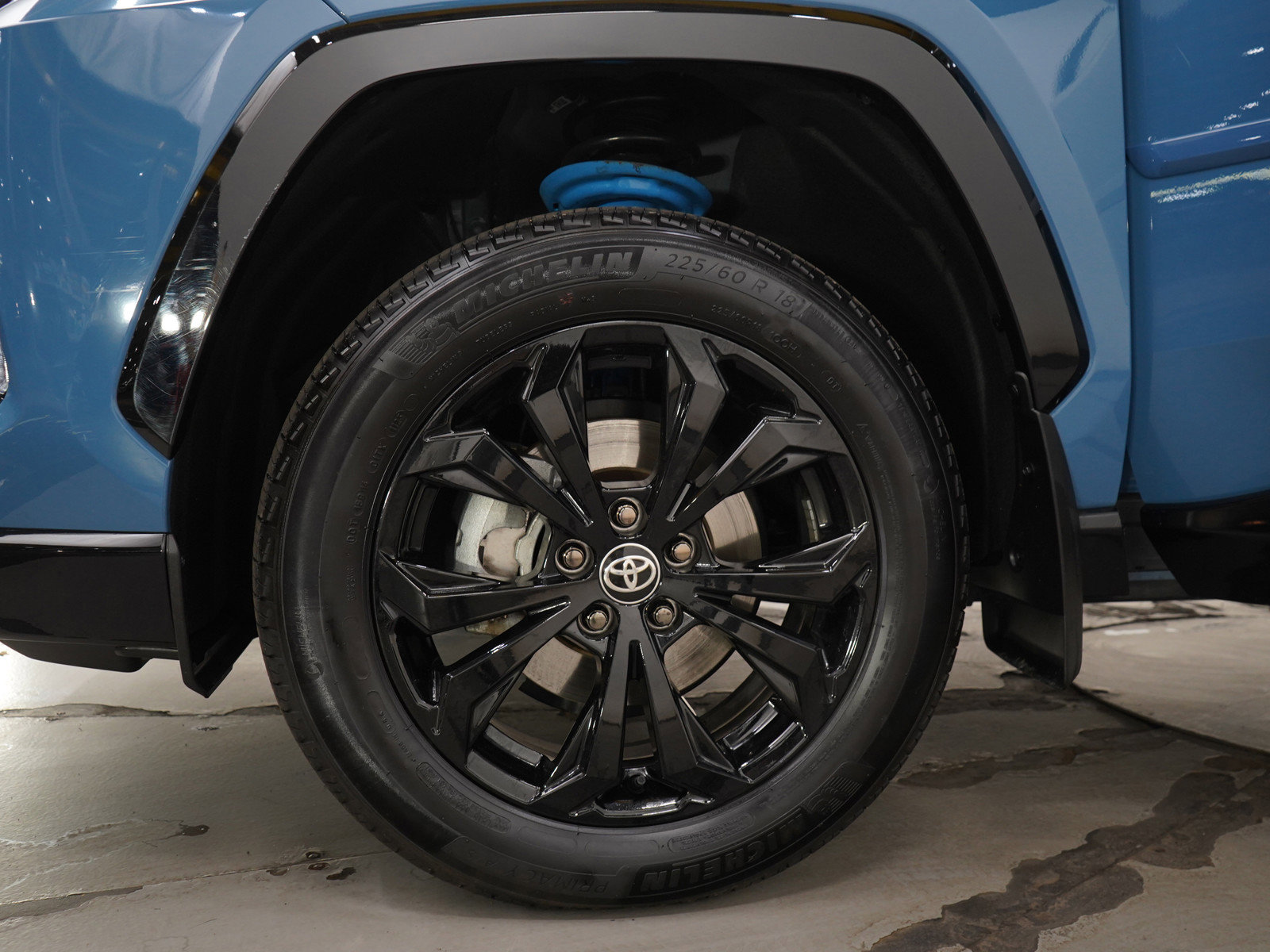 Used 2023 Toyota RAV4 XSE AWD/4WD image 32