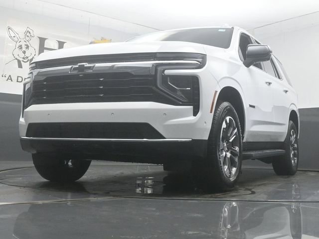 New 2026 Chevrolet Tahoe LS w/ LPO, Dark Essentials Package AWD/4WD image 4