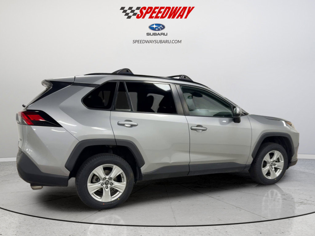 Used 2019 Toyota RAV4 XLE FWD image 5