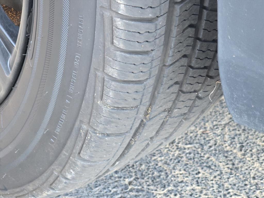 Used 2022 Kia Sorento LX image 6