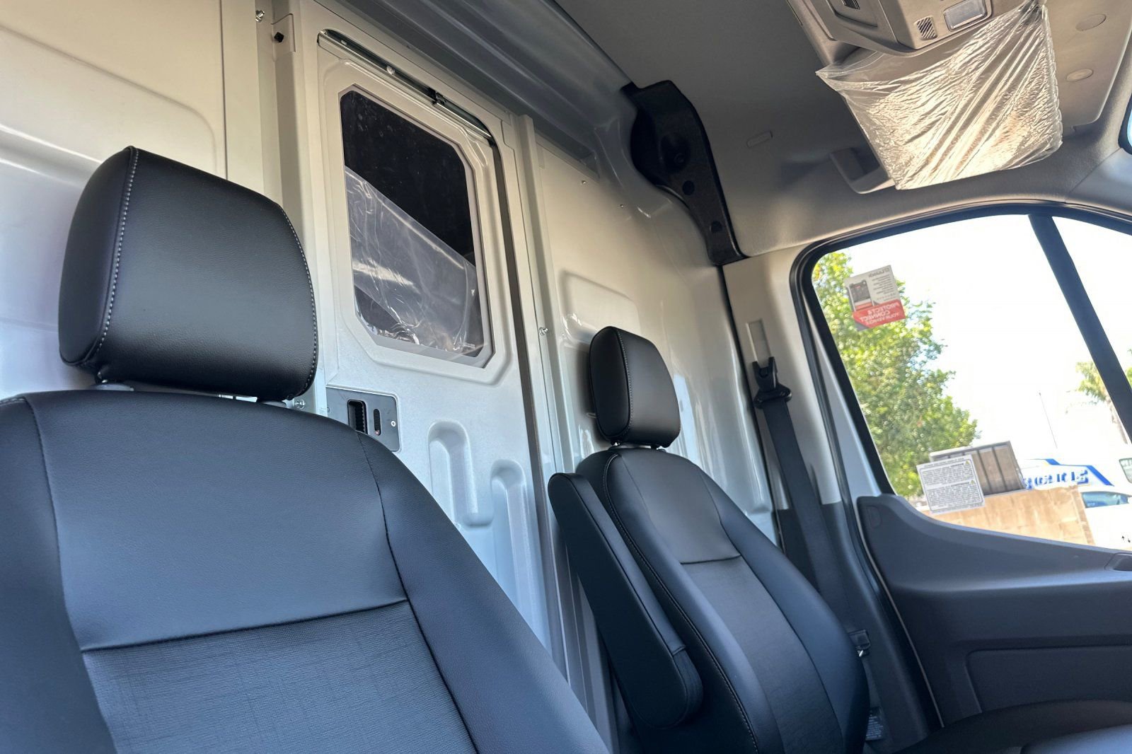 New 2026 Ford Transit 250 148 Medium Roof RWD image 16