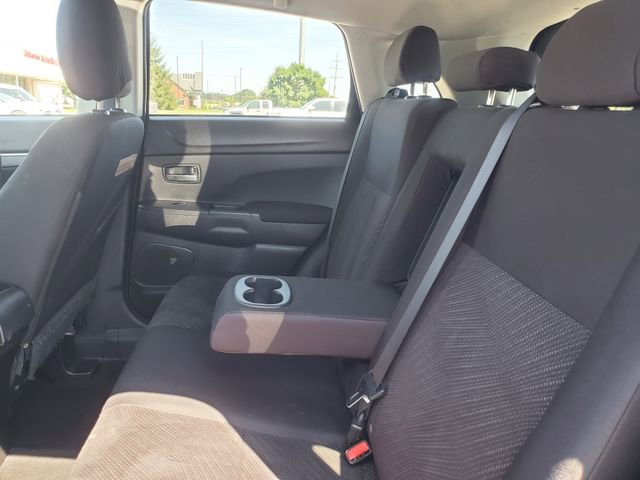 Used 2013 Mitsubishi Outlander Sport SE image 23