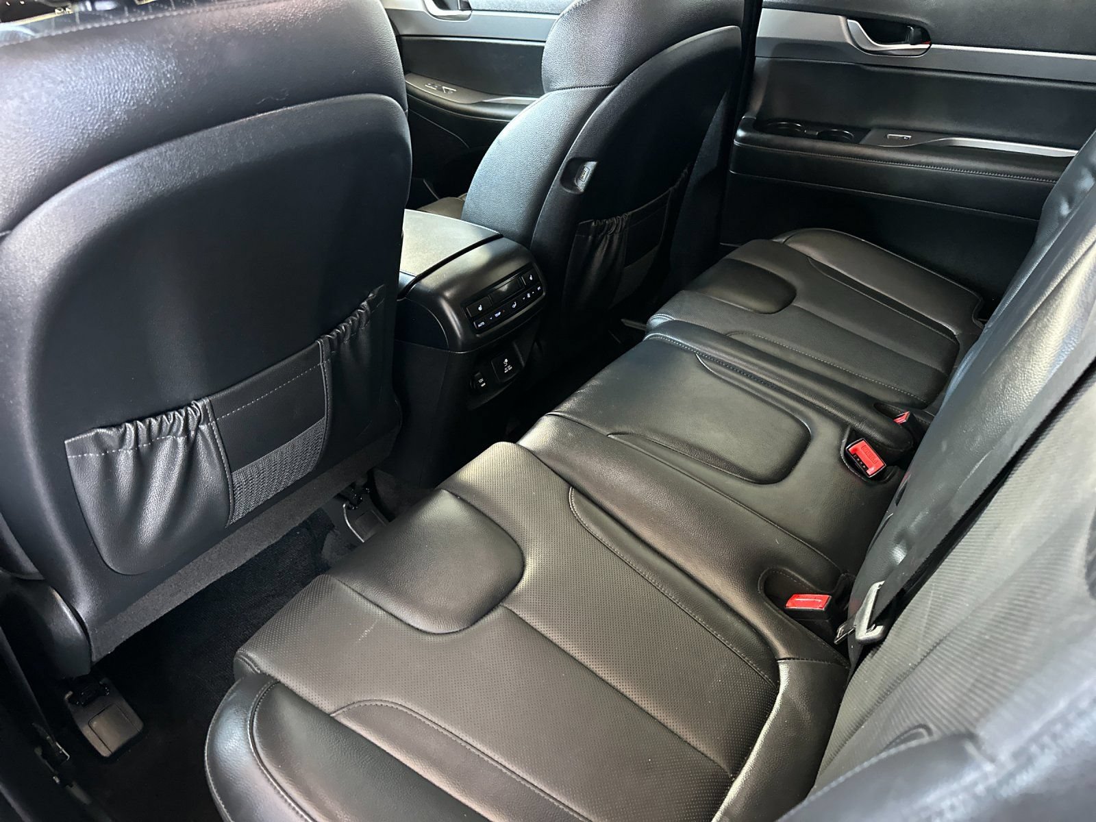 Used 2021 Hyundai Palisade SEL FWD image 11