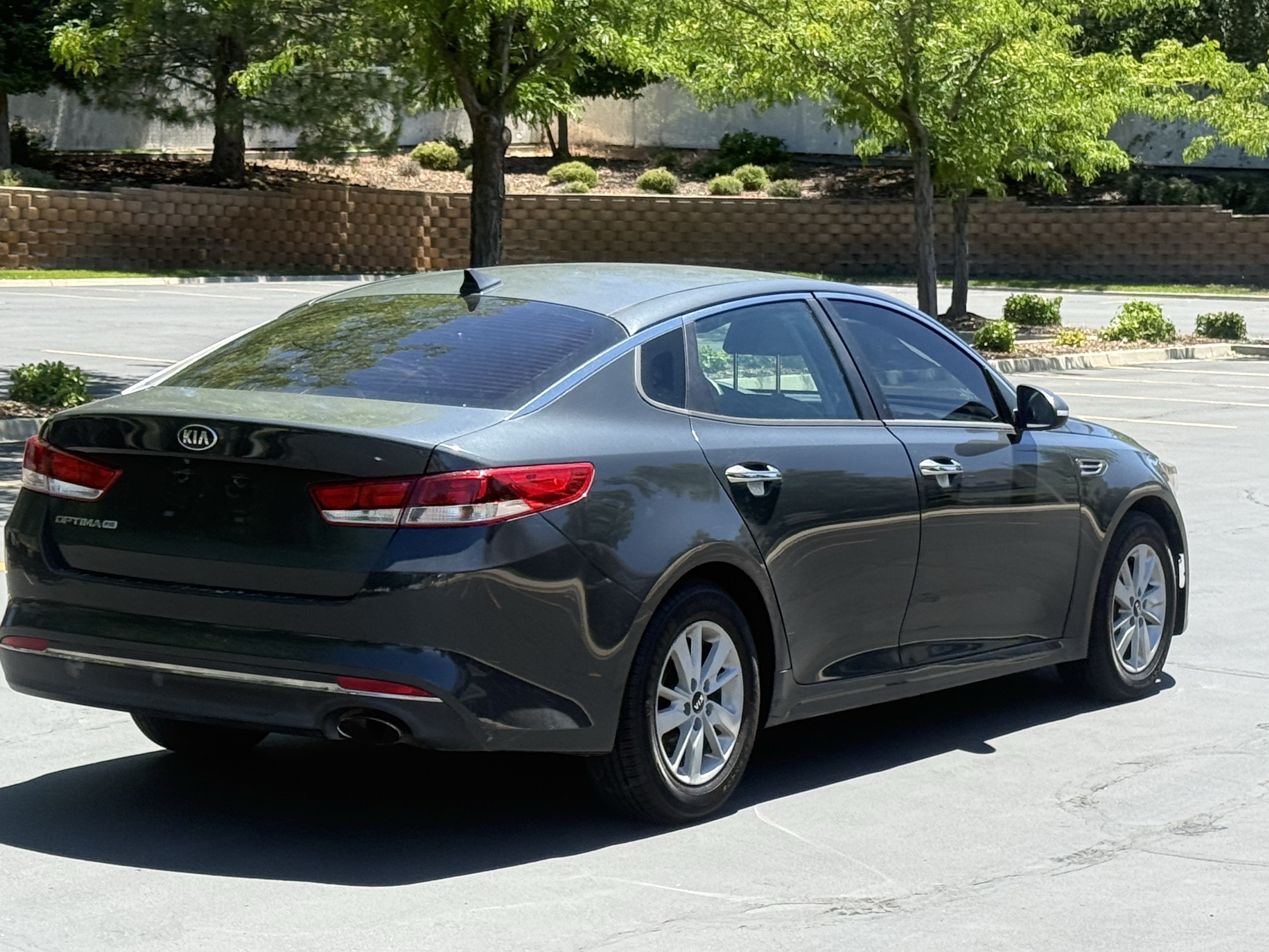 Used 2016 Kia Optima LX FWD image 4