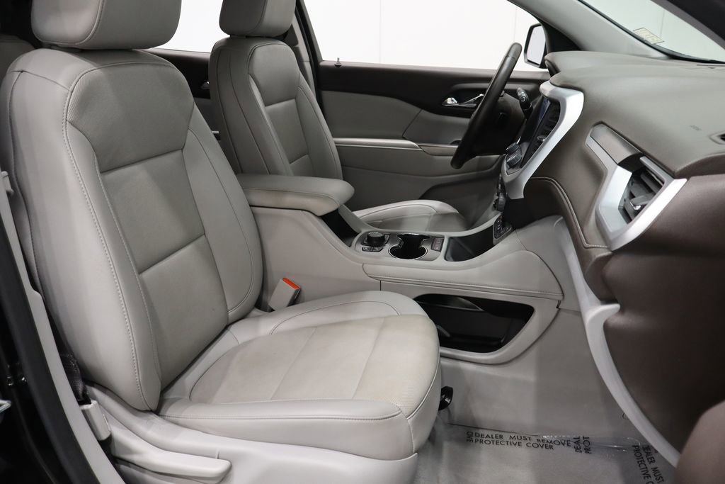 Used 2023 GMC Acadia SLT AWD/4WD image 16