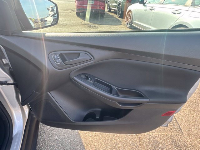 Used 2017 Ford Focus S FWD image 17