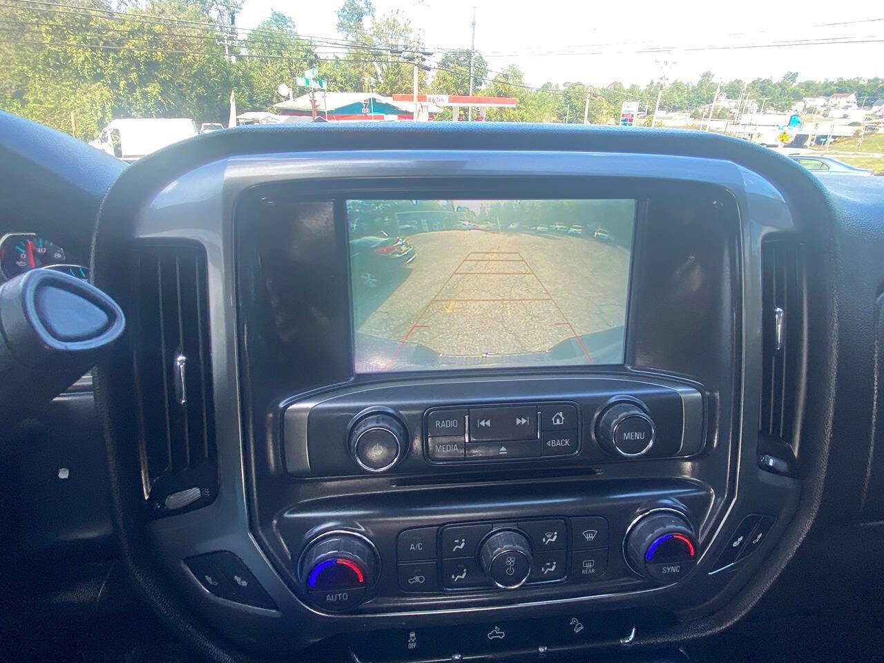 Used 2018 Chevrolet Silverado 1500 LT w/ All Star Edition image 39