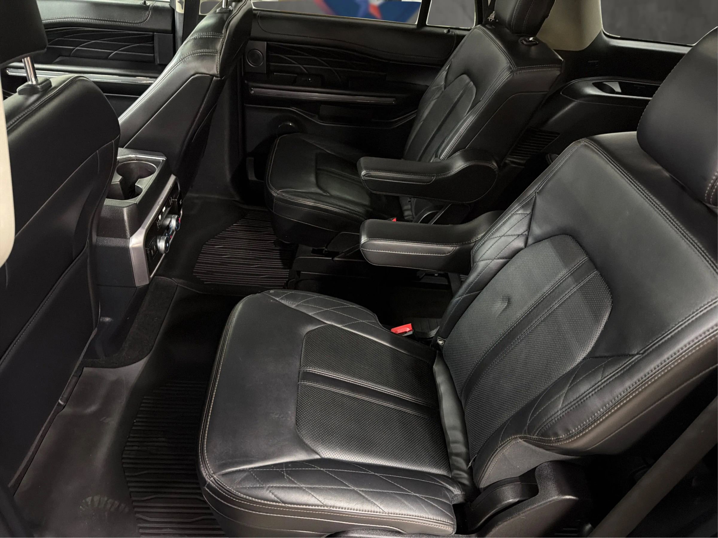 Used 2020 Ford Expedition Max Platinum RWD image 35