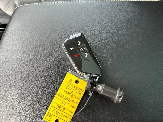 Certified 2024 Volkswagen Atlas Cross Sport SE w/ Panoramic Sunroof Package AWD/4WD image 40