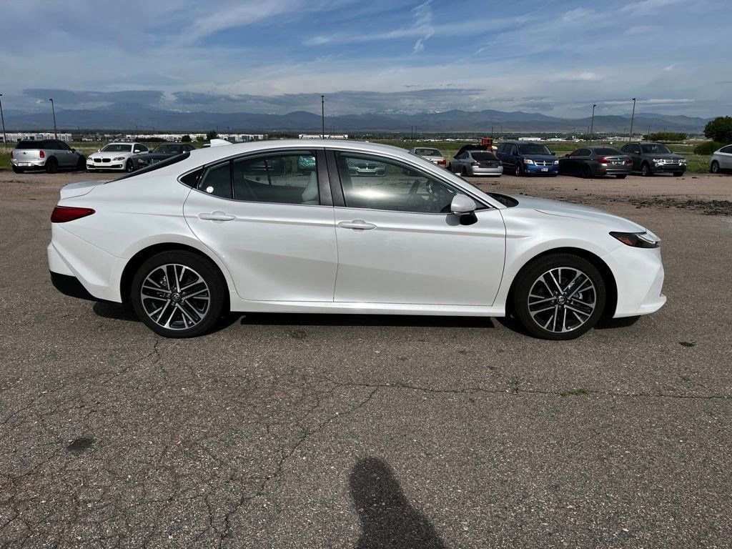 Used 2026 Toyota Camry XLE AWD/4WD image 4