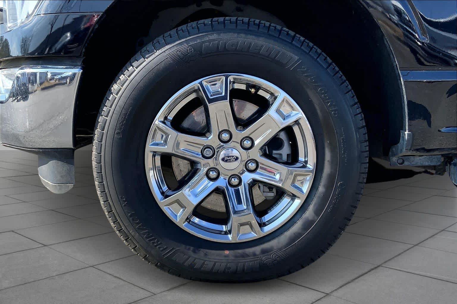 Certified 2022 Ford F150 XLT w/ XTR Package AWD/4WD image 21