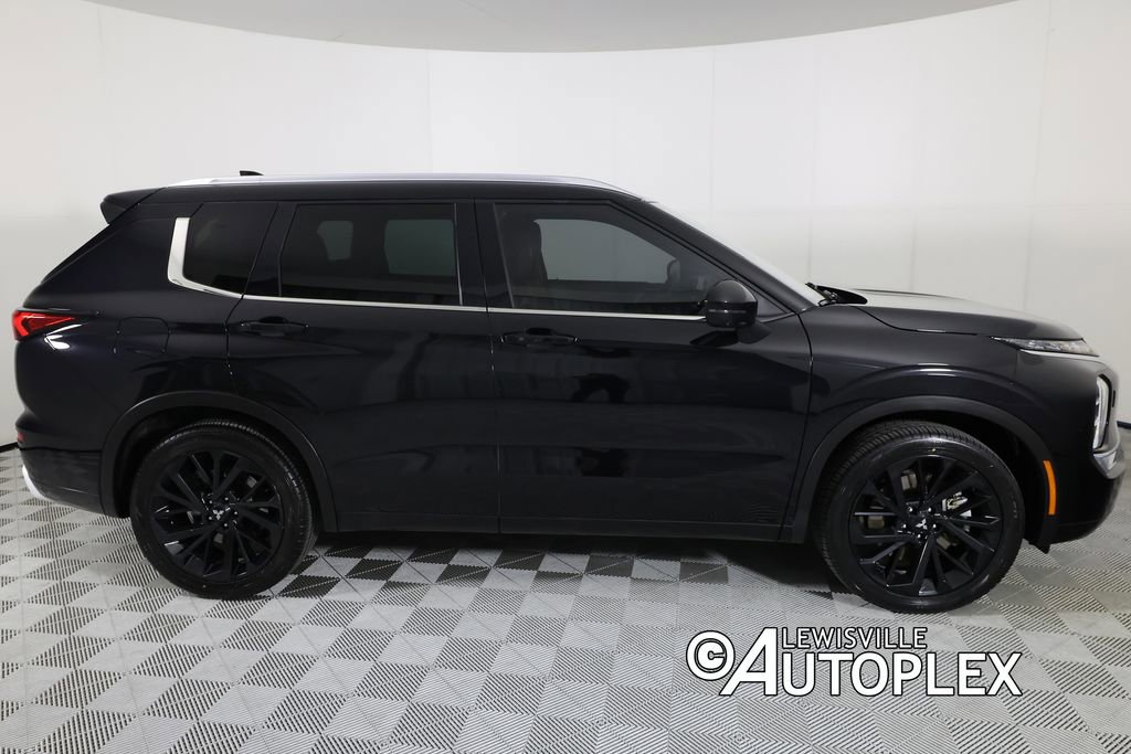 Used 2022 Mitsubishi Outlander SEL AWD/4WD image 4