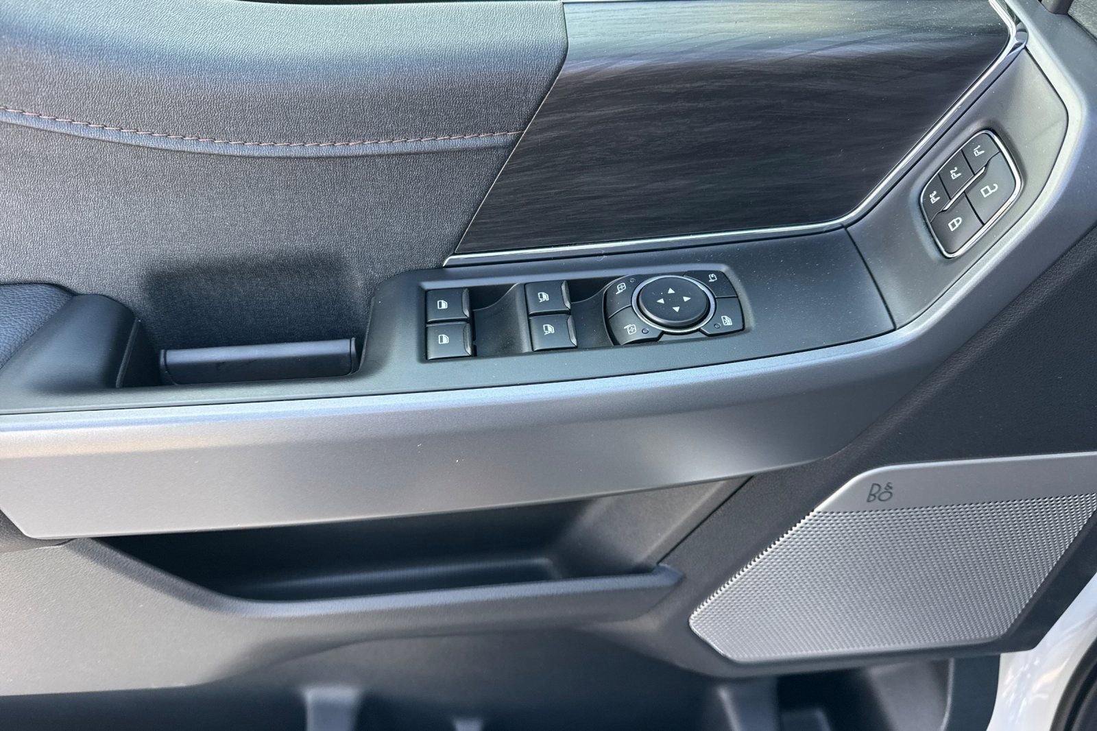 New 2026 Ford F150 Lariat w/ Equipment Group 501A Mid AWD/4WD image 11