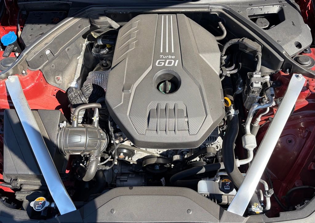 Certified 2022 Genesis G70 2.0T w/ Prestige Package RWD image 8