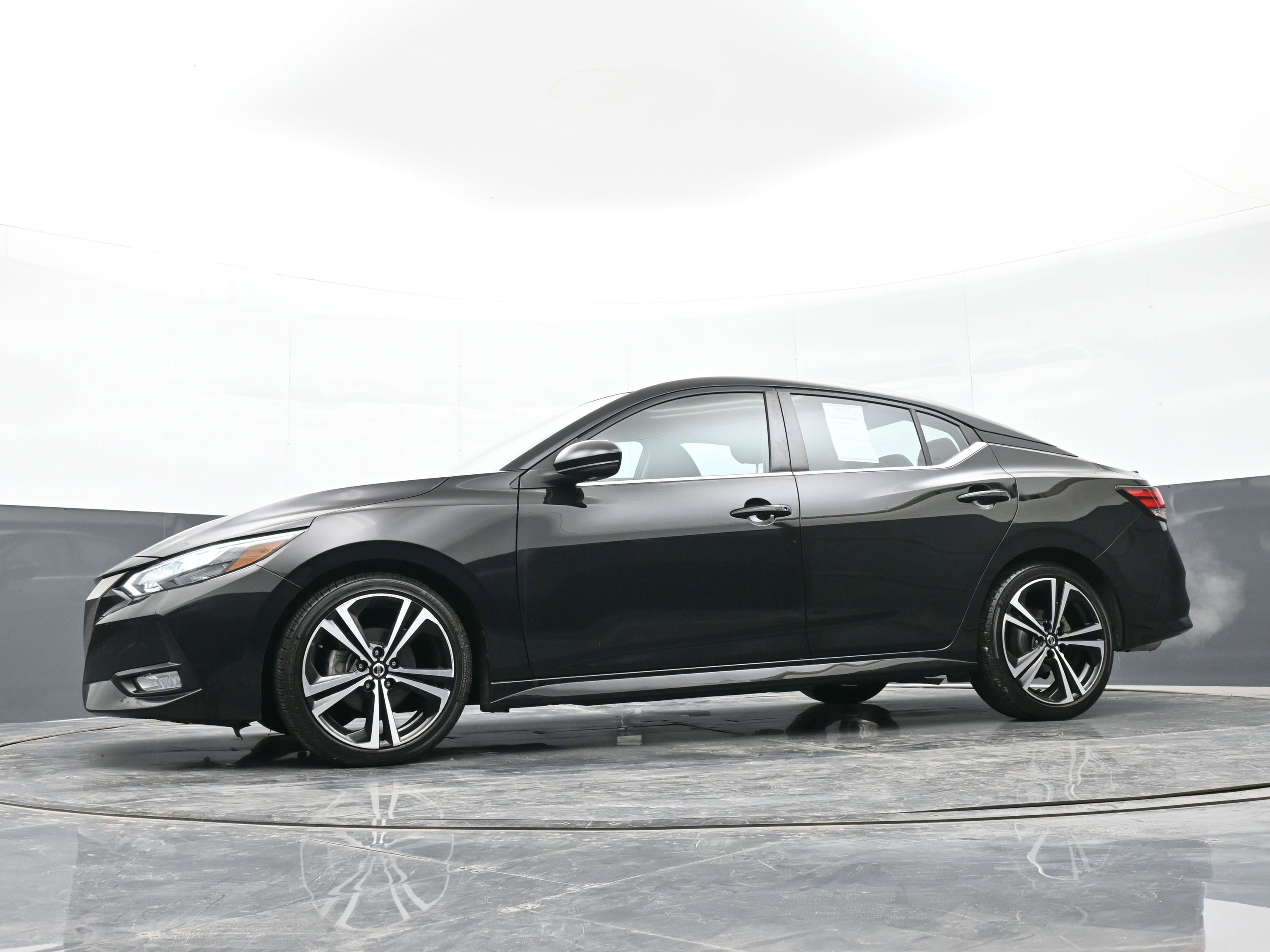 Used 2021 Nissan Sentra SR image 40