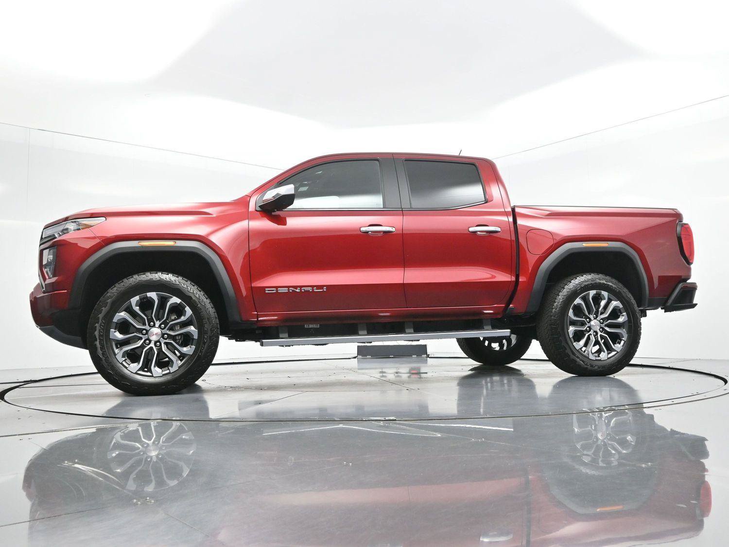 Used 2026 GMC Canyon Denali AWD/4WD image 49