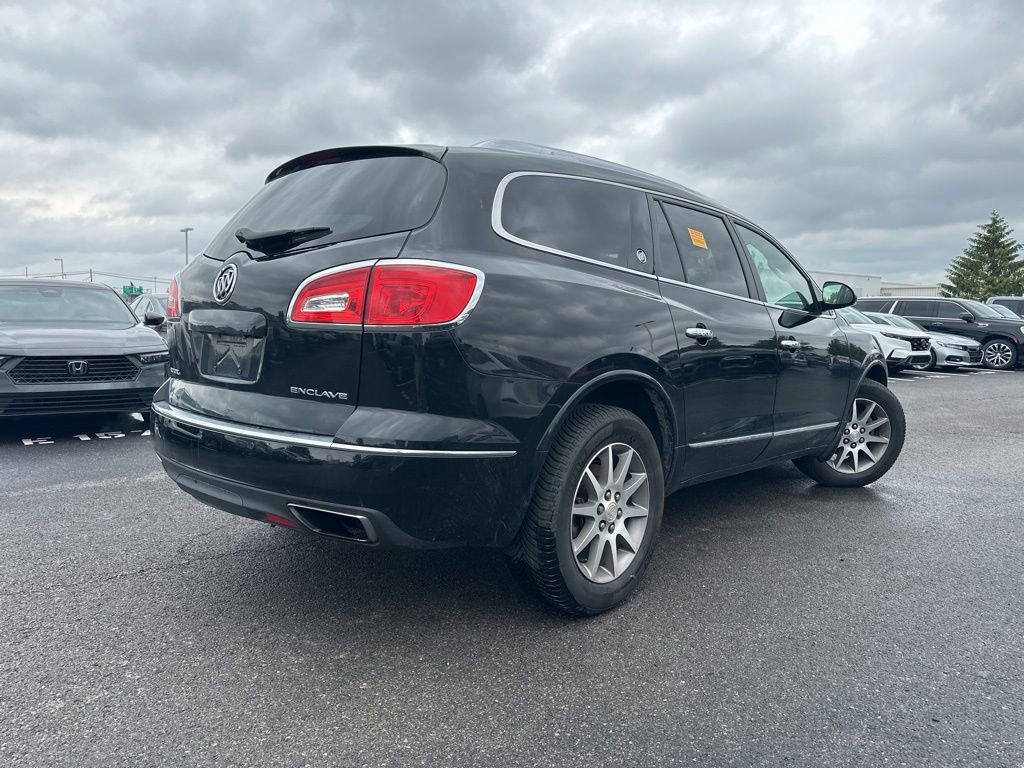 Used 2017 Buick Enclave Leather FWD image 11
